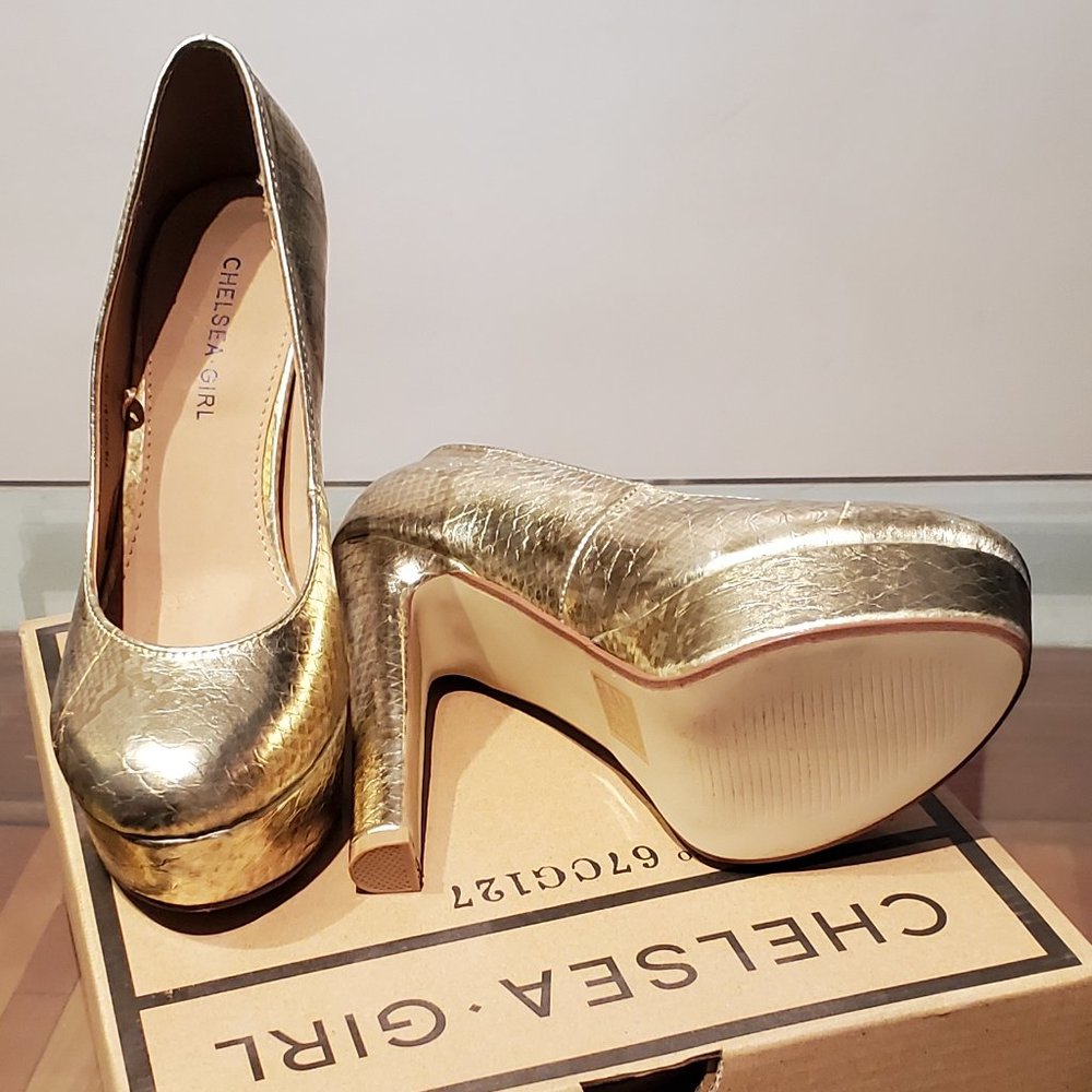 Golden snake print heels